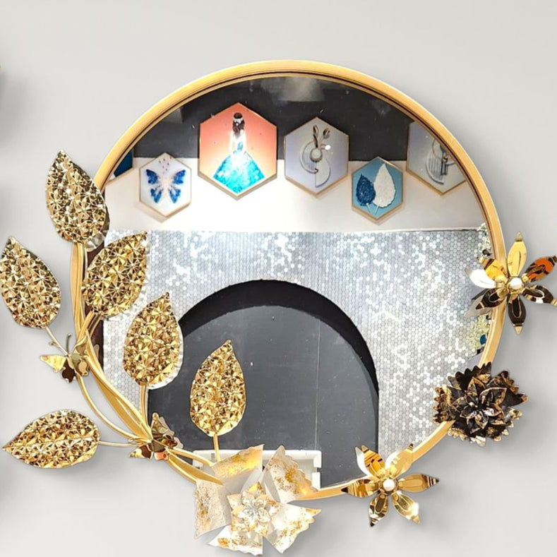 Glamorous Floral Mirror Set: Metallic Wall Decor