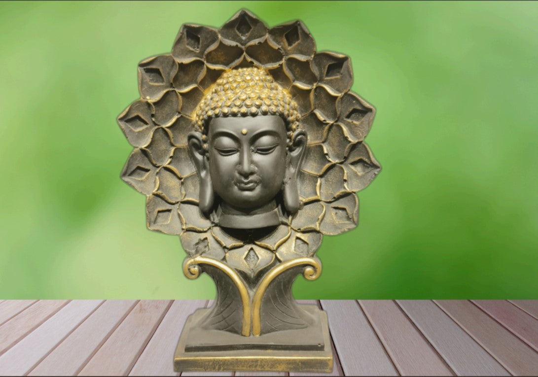 Buddha in Leaf Sculpture – Symbol of Peace and Natural Harmony
