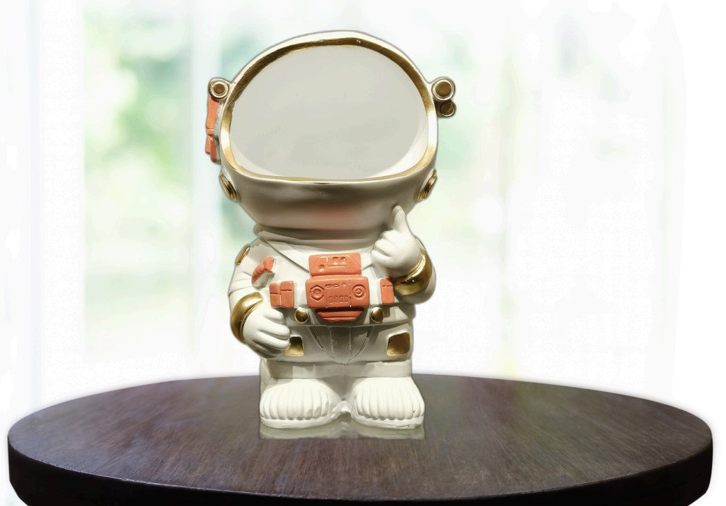 Astronaut Key Holder – Creative Space-Themed Wall Décor