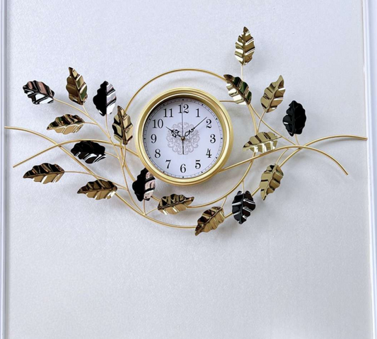 Golden Leaves - Modern Wall Clock with Nature-Inspired Design