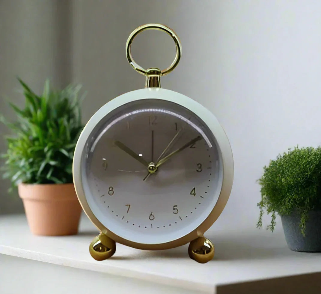 Royal Gilded Table Clock – Luxe Matte & Gold Edition