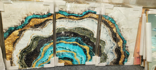 Premium Agate Slice Wall Art – Modern and Luxurious Statement Piece