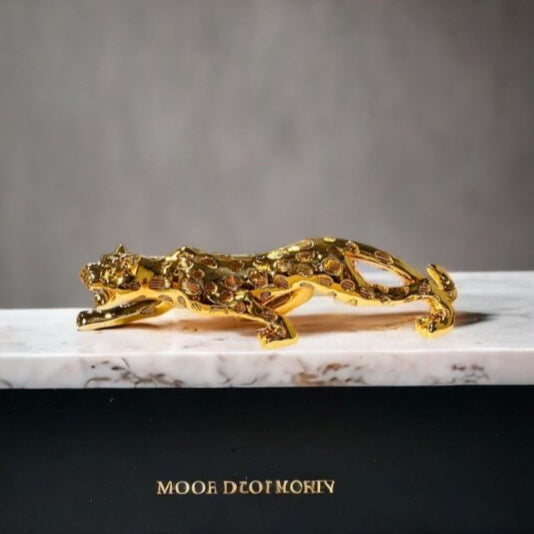 Golden Prowler: Sculptural Leopard